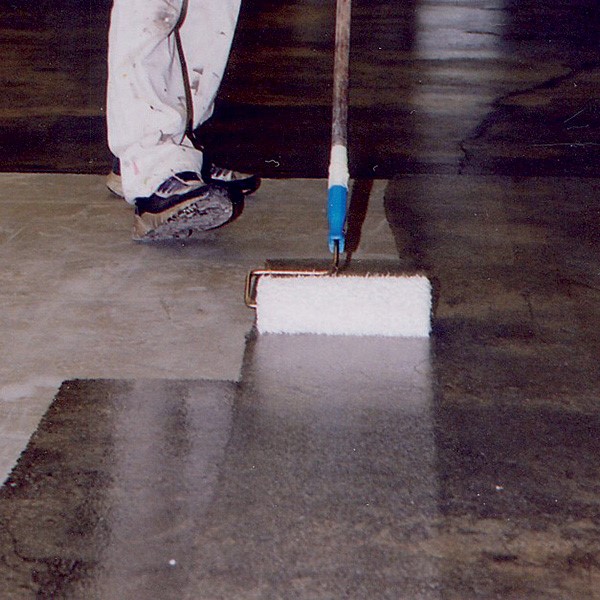 اعمال لایه پرایمر (Primer Epoxy)